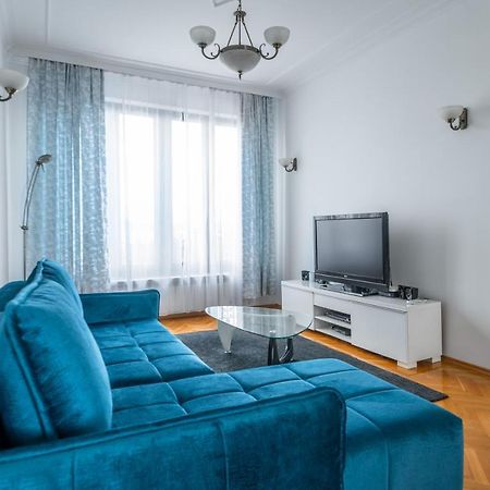 Vitosha Str 2Bd White & Blue Apt By Flat Mаnager Sofia Luaran gambar