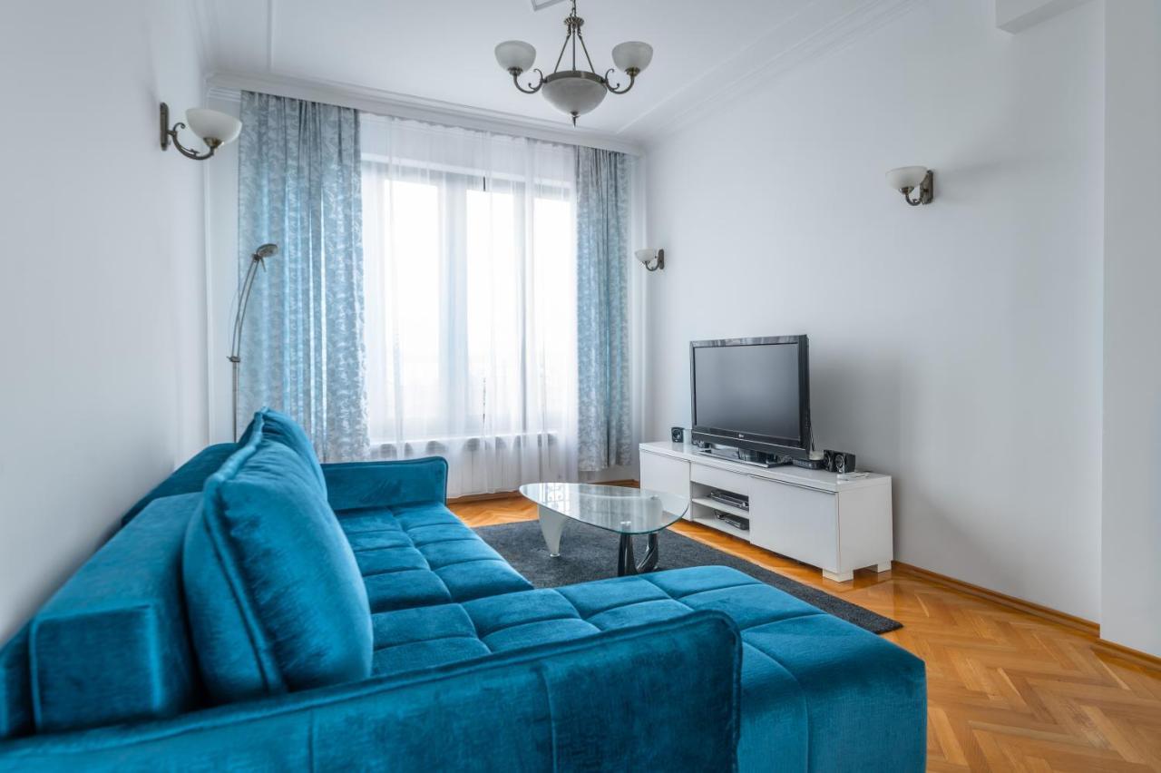 Vitosha Str 2Bd White & Blue Apt By Flat Mаnager Sofia Luaran gambar